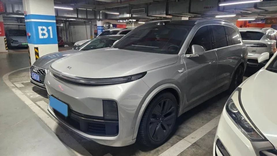 2022 Li L9 Range Extended 154HP REEV 42.6KWH,autocango,china used car exporter,china ev exporter,chinese used car exporter,chinese used ev exporter