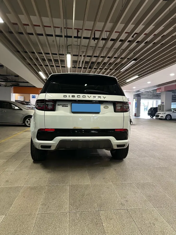 2020 Land Rover Discovery Sport 2.0T 249HP L4 9AT,autocango,china used car exporter,china ev exporter,chinese used car exporter,chinese used ev exporter