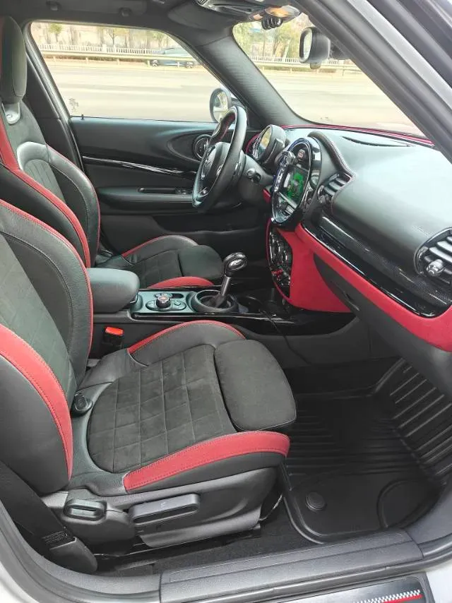 2018 Mercedes-Benz A Class 2.0T 211HP L4 7DCT,autocango,china used car exporter,china ev exporter,chinese used car exporter,chinese used ev exporter