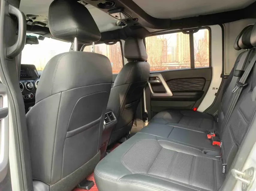 2024 Beijing BJ40 2.0T 163HP L4 8AT,autocango,china used car exporter,china ev exporter,chinese used car exporter,chinese used ev exporter