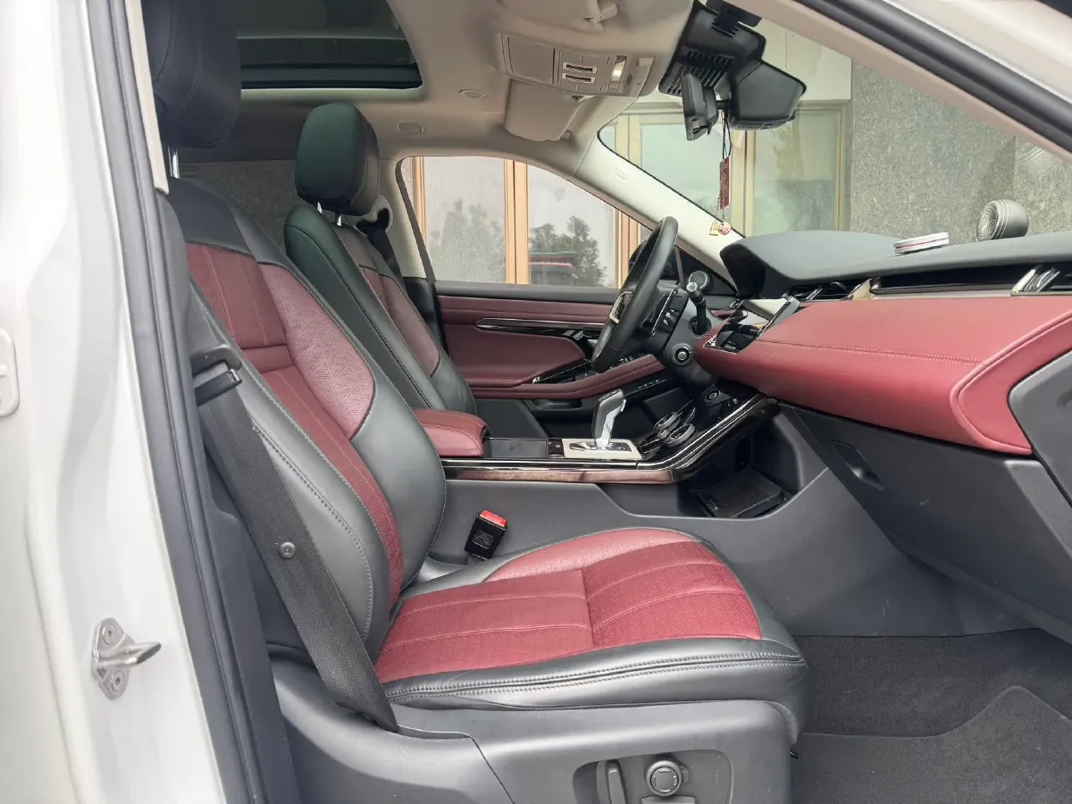 2022 Land Rover Range Rover Evoque 2.0T 249HP L4 9AT,autocango,china used car exporter,china ev exporter,chinese used car exporter,chinese used ev exporter