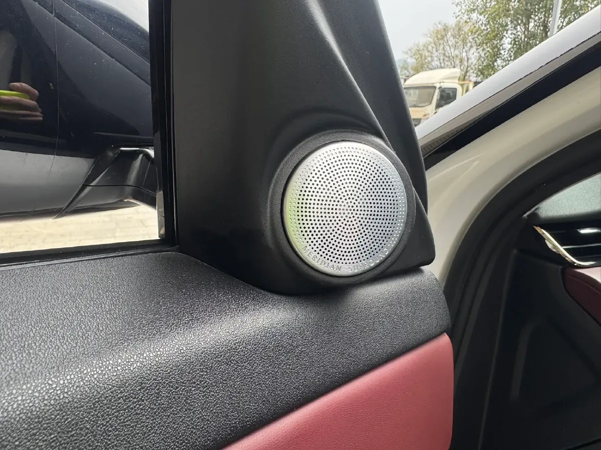 2022 Land Rover Range Rover Evoque 2.0T 249HP L4 9AT,autocango,china used car exporter,china ev exporter,chinese used car exporter,chinese used ev exporter