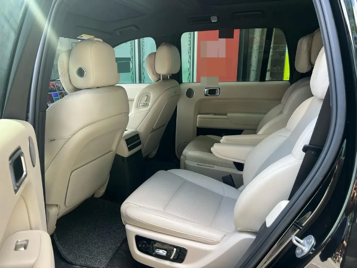 2022 Li L9 Range Extended 154HP REEV 42.6KWH,autocango,china used car exporter,china ev exporter,chinese used car exporter,chinese used ev exporter