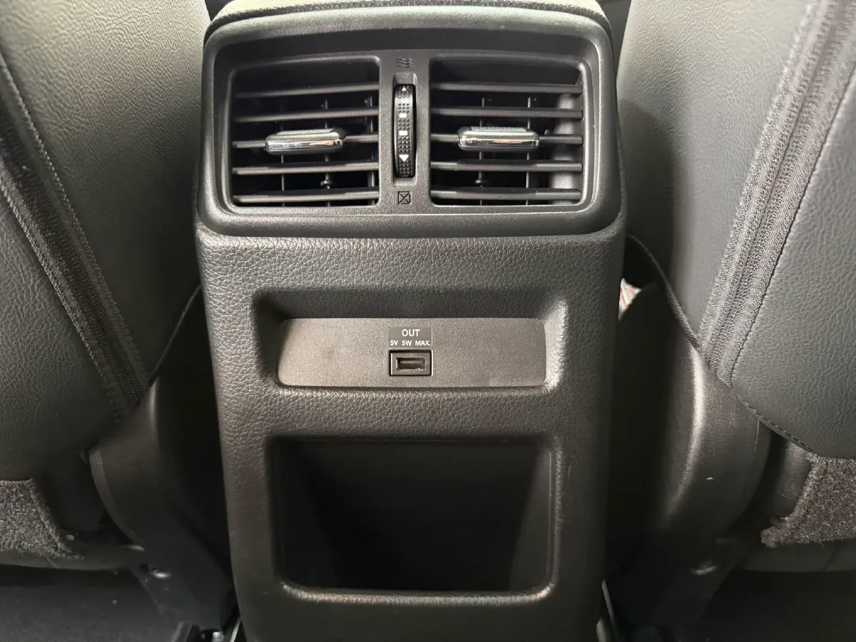 2022 Nissan Qashqai 2.0L 151HP L4 CVT,autocango,china used car exporter,china ev exporter,chinese used car exporter,chinese used ev exporter