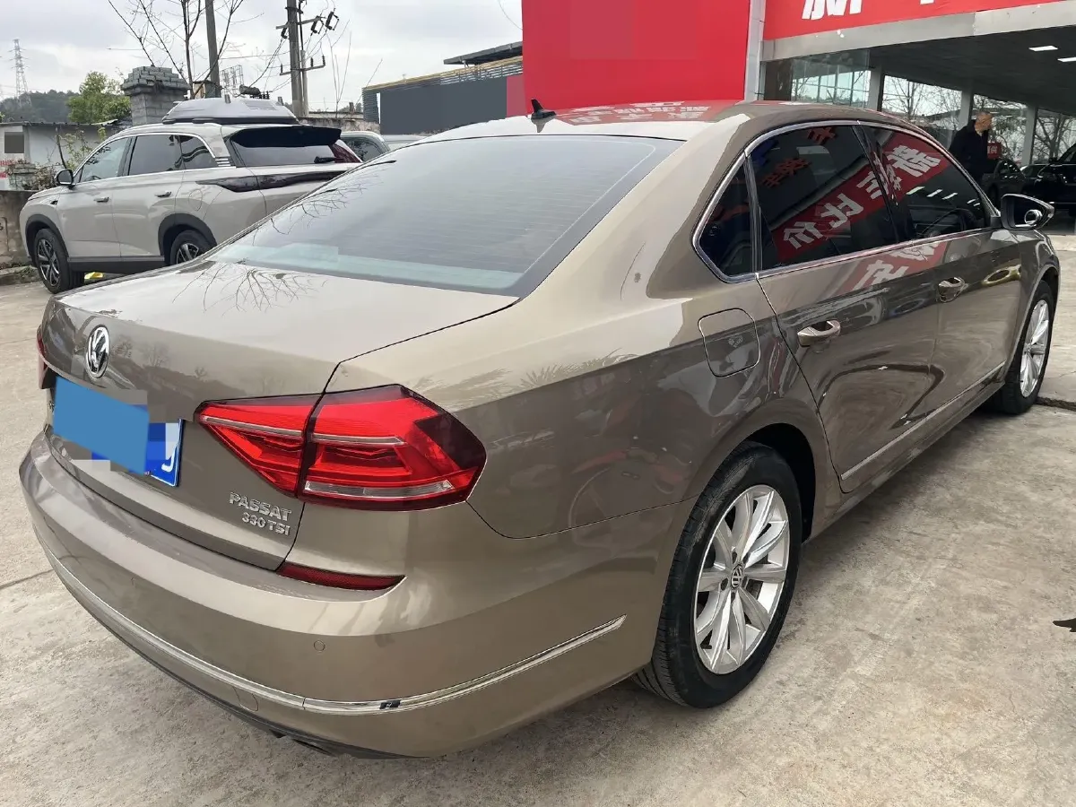 2017 Volkswagen Passat 1.8T 180HP L4 7DCT,autocango,china used car exporter,china ev exporter,chinese used car exporter,chinese used ev exporter