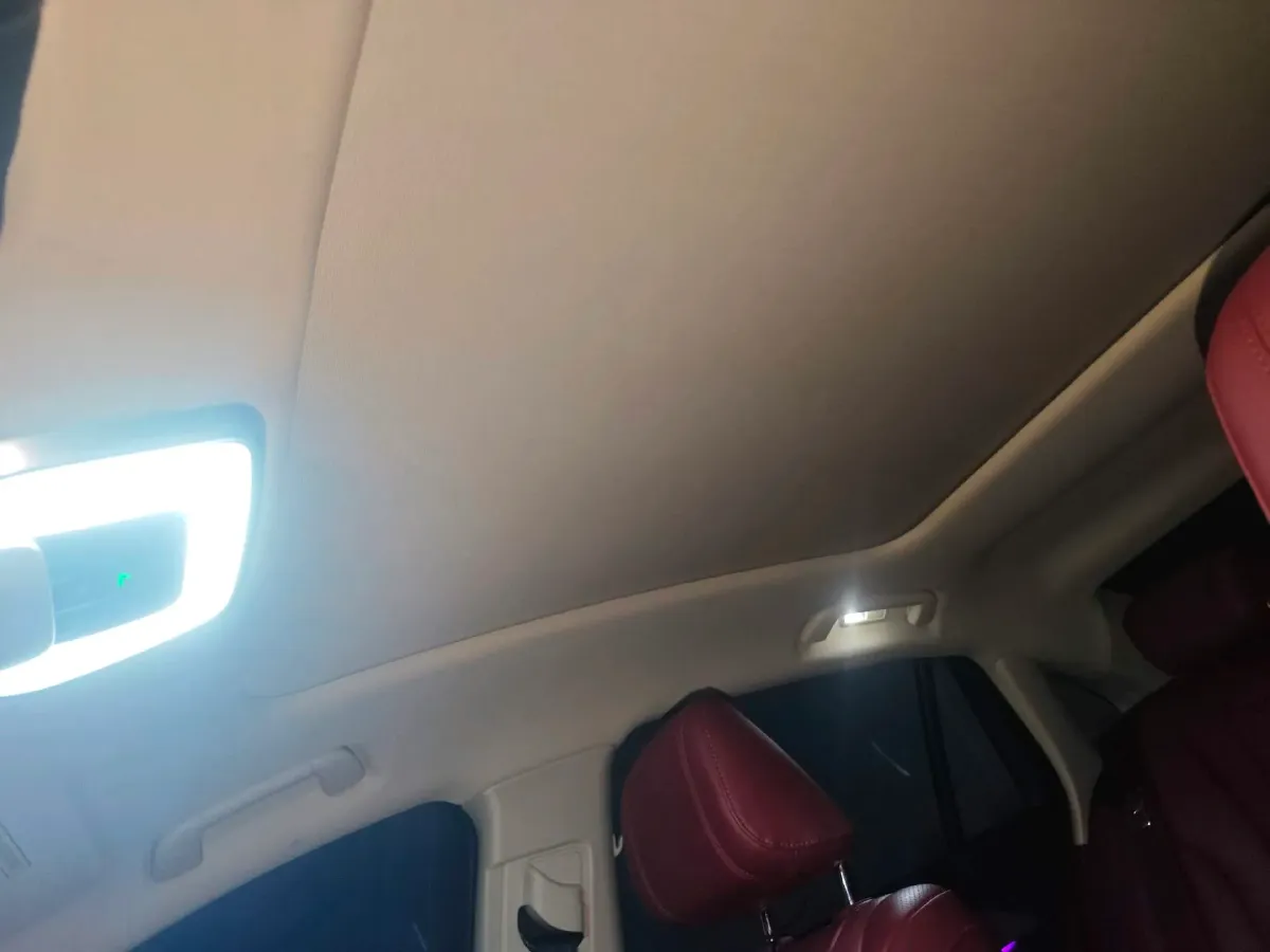 2024 HongQi H5 2.0T 224HP L4 8AT,autocango,china used car exporter,china ev exporter,chinese used car exporter,chinese used ev exporter