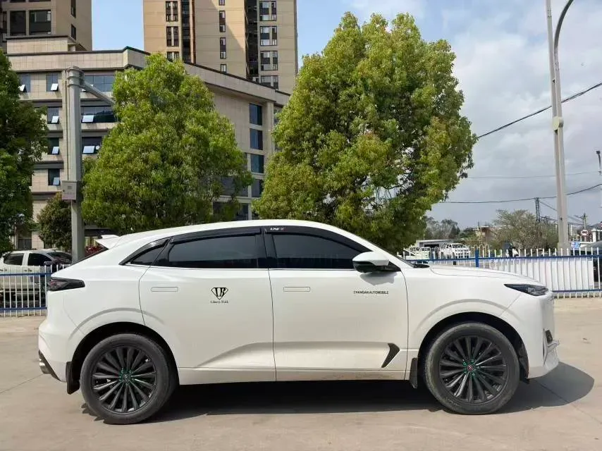 2021 ChangAn UNI-K 2.0T 233HP L4 8AT,autocango,china used car exporter,china ev exporter,chinese used car exporter,chinese used ev exporter