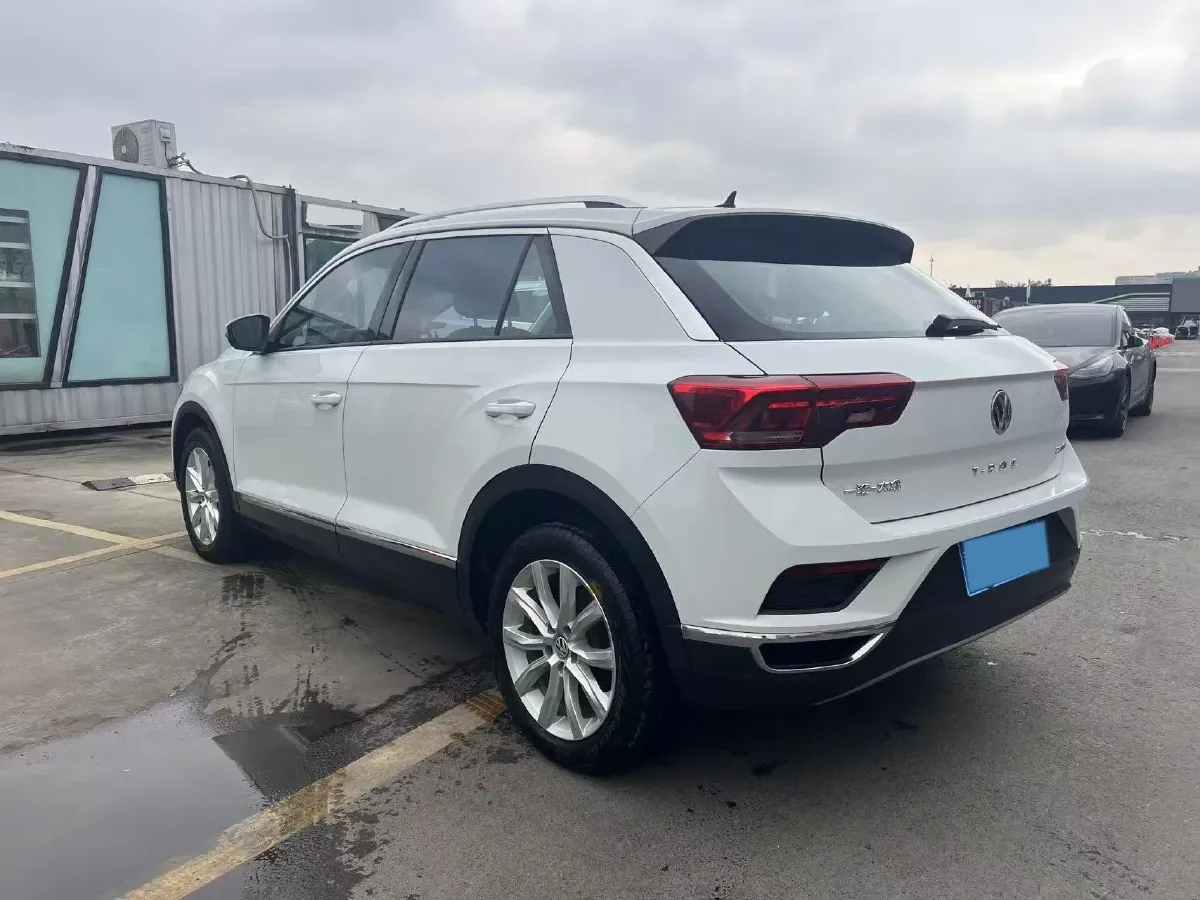 2020 Volkswagen T-Roc 1.4T 150HP L4 7DCT,autocango,china used car exporter,china ev exporter,chinese used car exporter,chinese used ev exporter