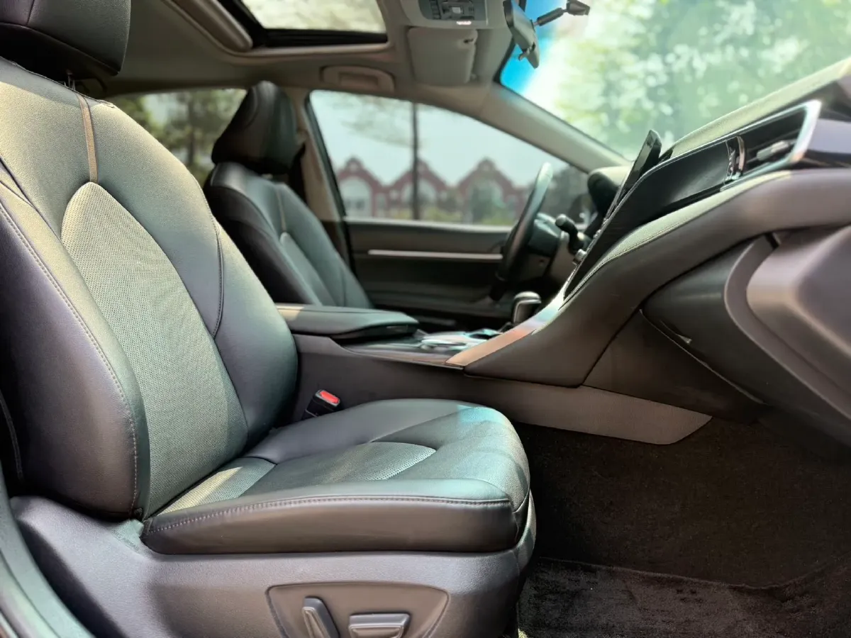 2021 Toyota Camry 2.0L 178HP L4 CVT,autocango,china used car exporter,china ev exporter,chinese used car exporter,chinese used ev exporter