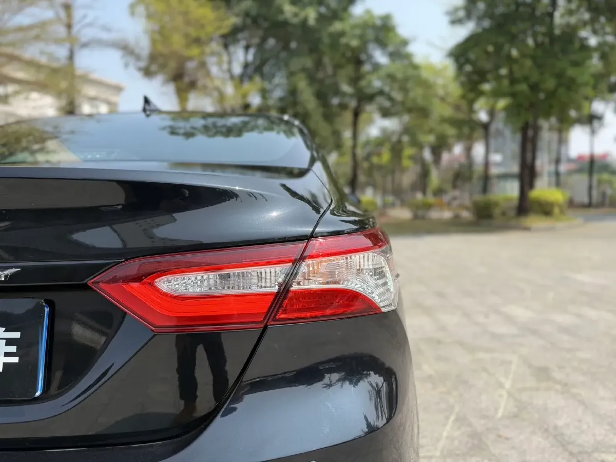 2021 Toyota Camry 2.0L 178HP L4 CVT,autocango,china used car exporter,china ev exporter,chinese used car exporter,chinese used ev exporter