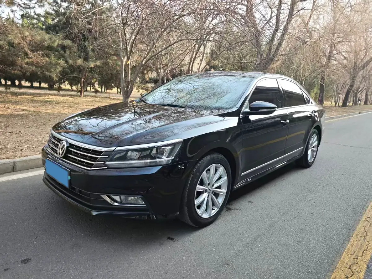 2017 Volkswagen Passat 1.8T 180HP L4 7DCT,autocango,china used car exporter,china ev exporter,chinese used car exporter,chinese used ev exporter