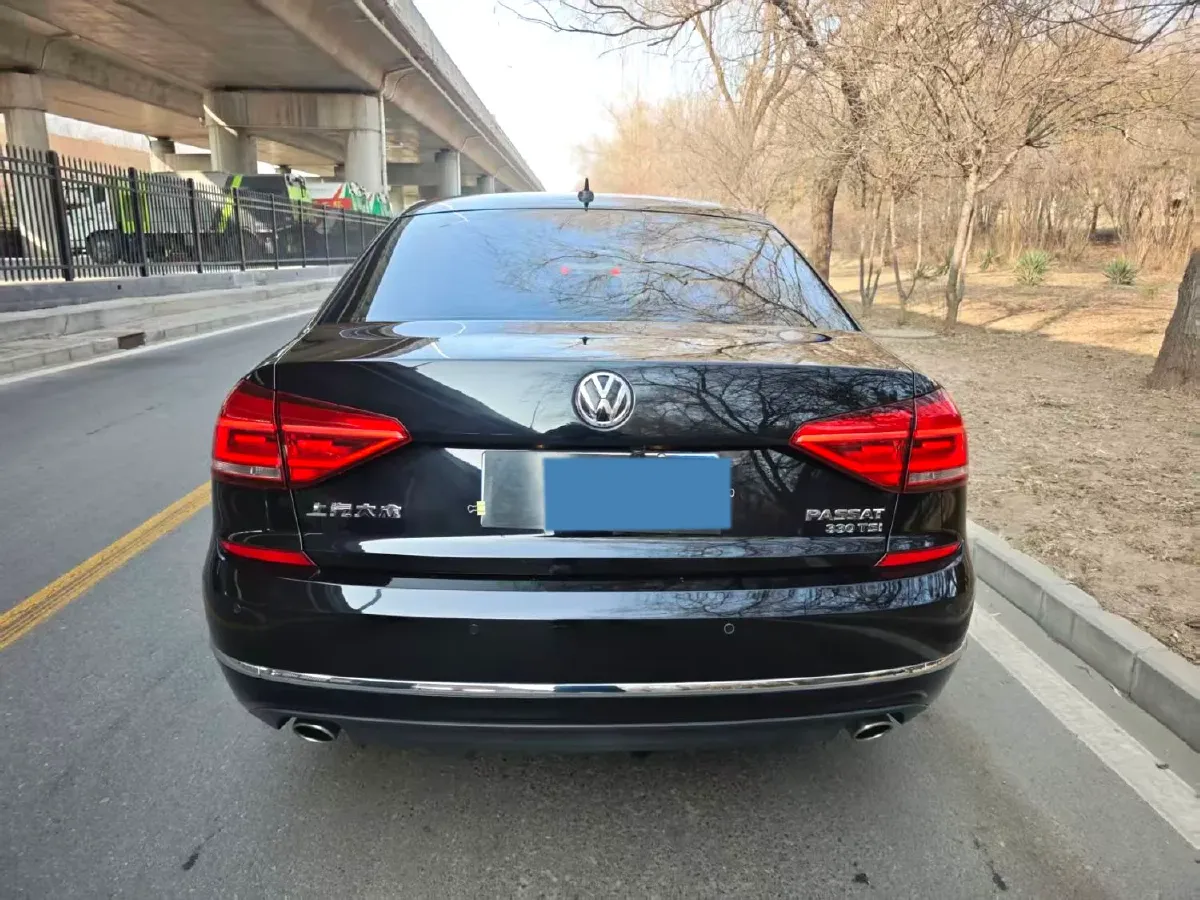 2017 Volkswagen Passat 1.8T 180HP L4 7DCT,autocango,china used car exporter,china ev exporter,chinese used car exporter,chinese used ev exporter
