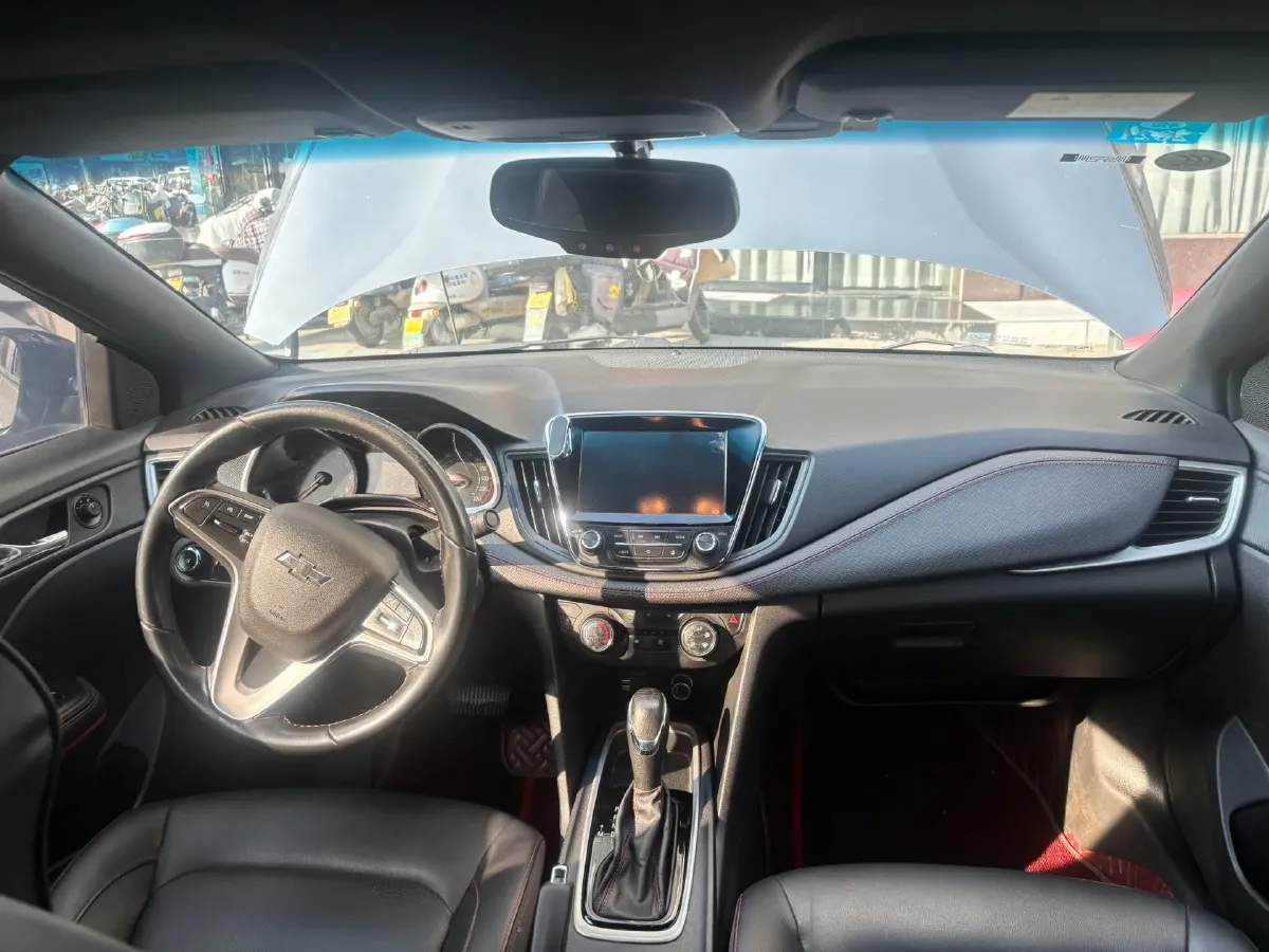 2019 Chevrolet Monza 1.3T 163HP L3 6AT,autocango,china used car exporter,china ev exporter,chinese used car exporter,chinese used ev exporter