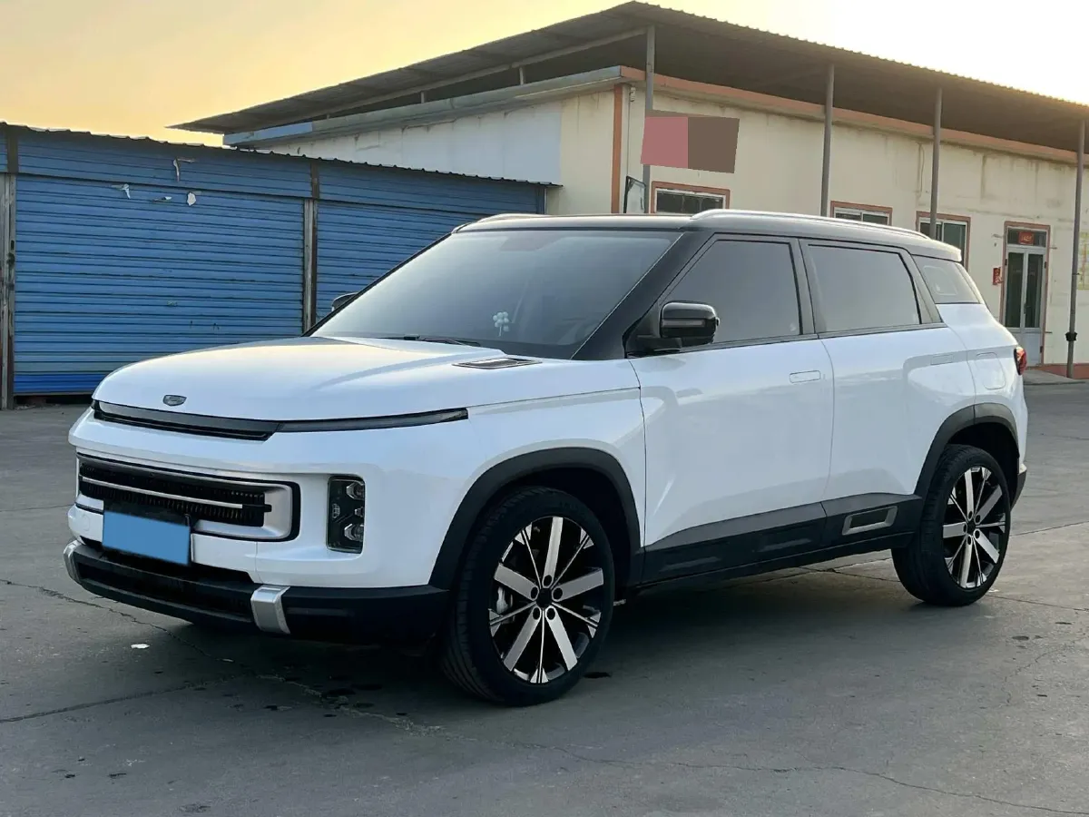 2023 Geely ICON 1.5T 181HP L4 7DCT,autocango,china used car exporter,china ev exporter,chinese used car exporter,chinese used ev exporter