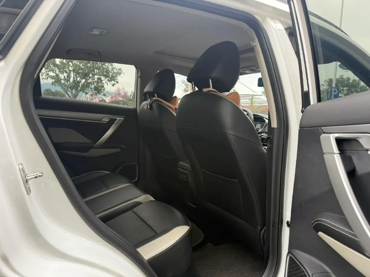 2020 Geely Coolray 1.4T 141HP L4 6DCT,autocango,china used car exporter,china ev exporter,chinese used car exporter,chinese used ev exporter