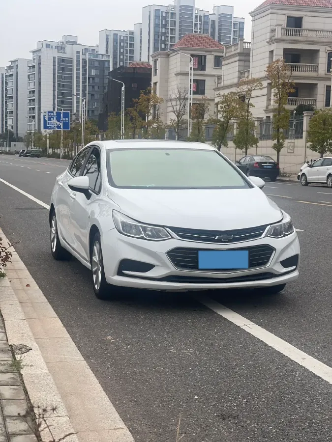 2018 Chevrolet Cruze 1.5L 114HP L4 6AT,autocango,china used car exporter,china ev exporter,chinese used car exporter,chinese used ev exporter