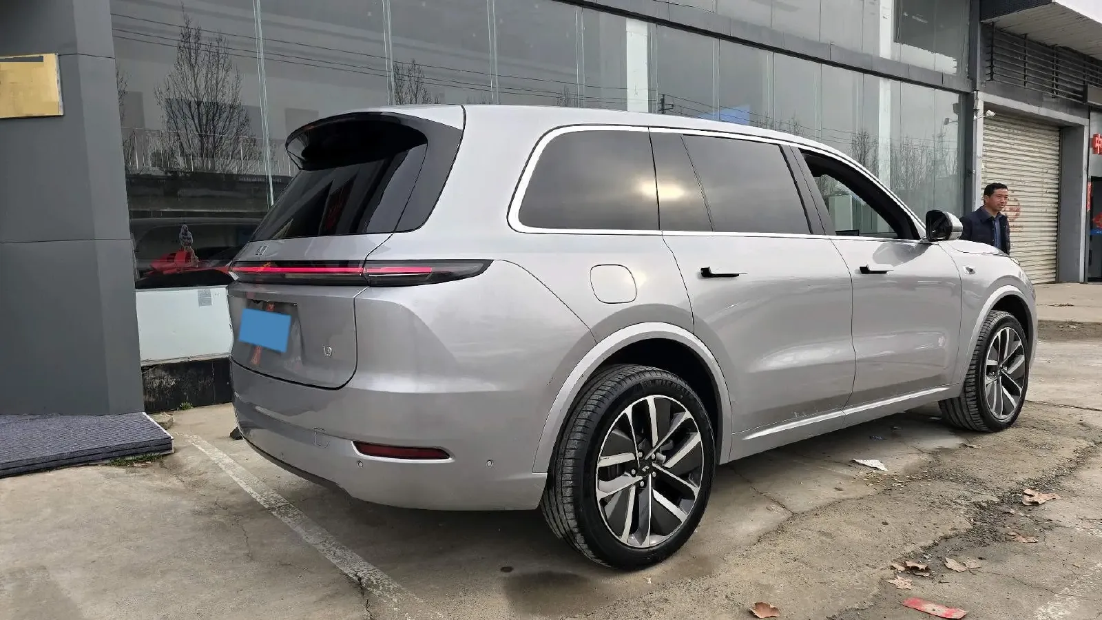 2022 Li L9 Range Extended 154HP REEV 42.6KWH,autocango,china used car exporter,china ev exporter,chinese used car exporter,chinese used ev exporter