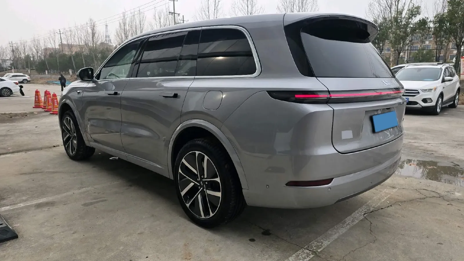 2022 Li L9 Range Extended 154HP REEV 42.6KWH,autocango,china used car exporter,china ev exporter,chinese used car exporter,chinese used ev exporter