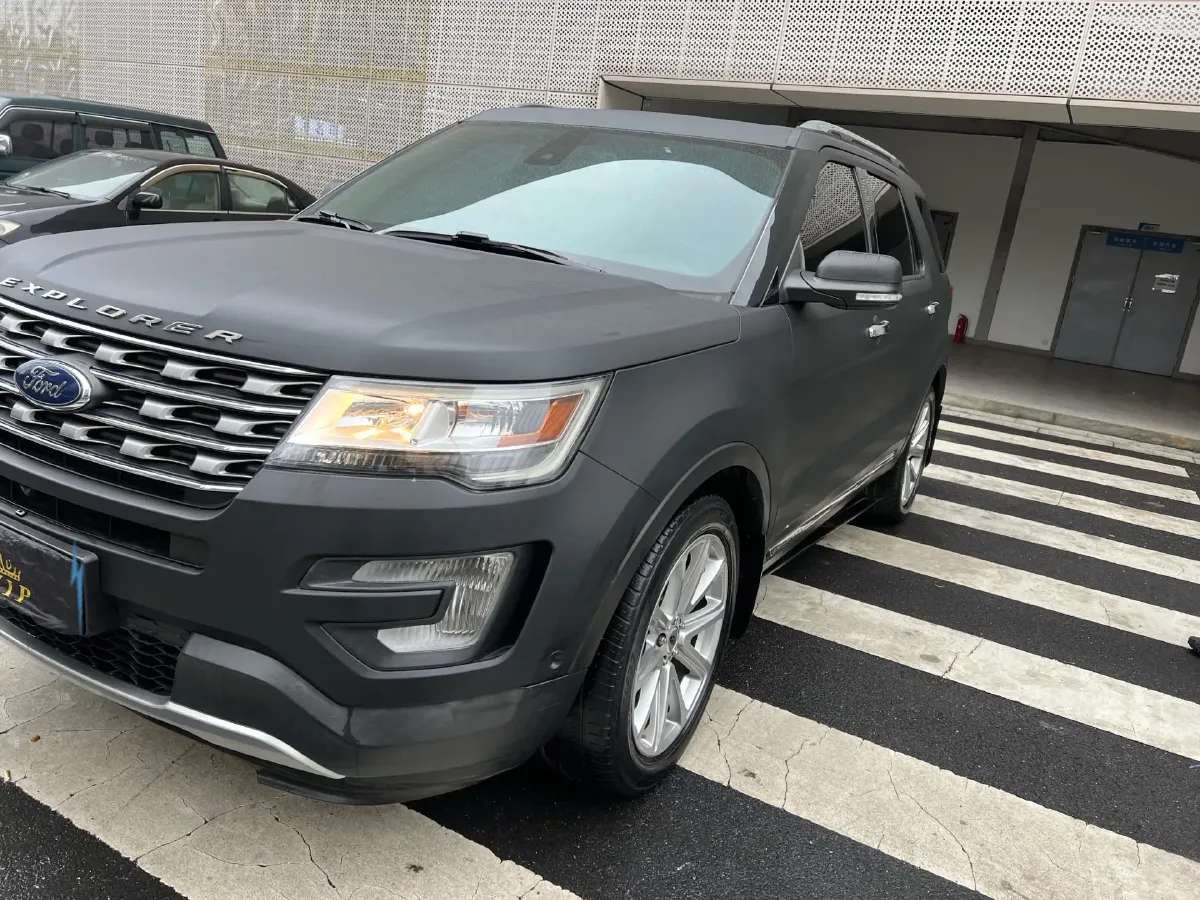 2017 Mercedes-Benz E Class 2.0T 245HP L4 9AT,autocango,china used car exporter,china ev exporter,chinese used car exporter,chinese used ev exporter