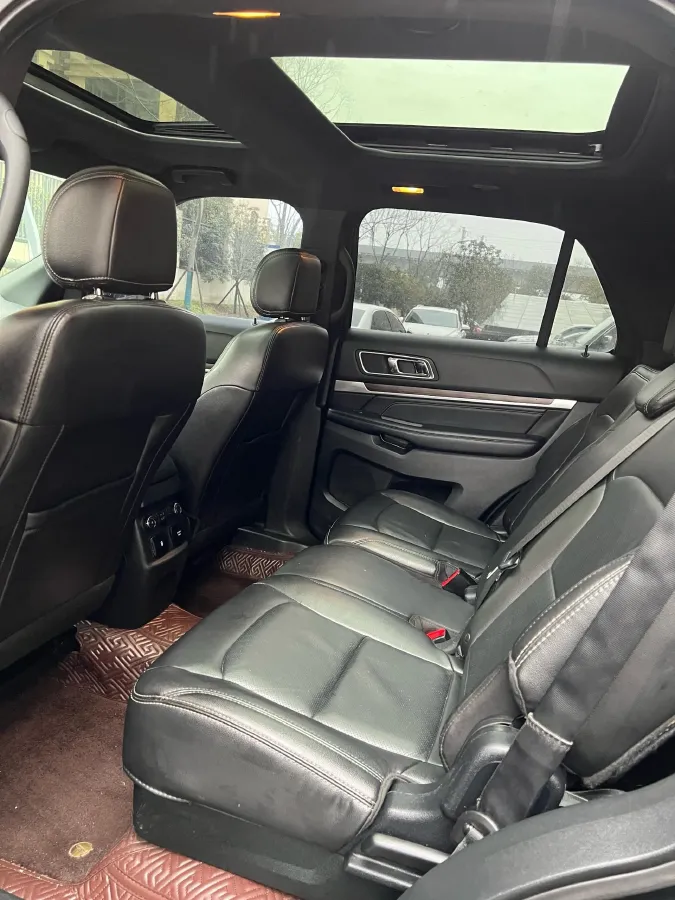 2017 Mercedes-Benz E Class 2.0T 245HP L4 9AT,autocango,china used car exporter,china ev exporter,chinese used car exporter,chinese used ev exporter