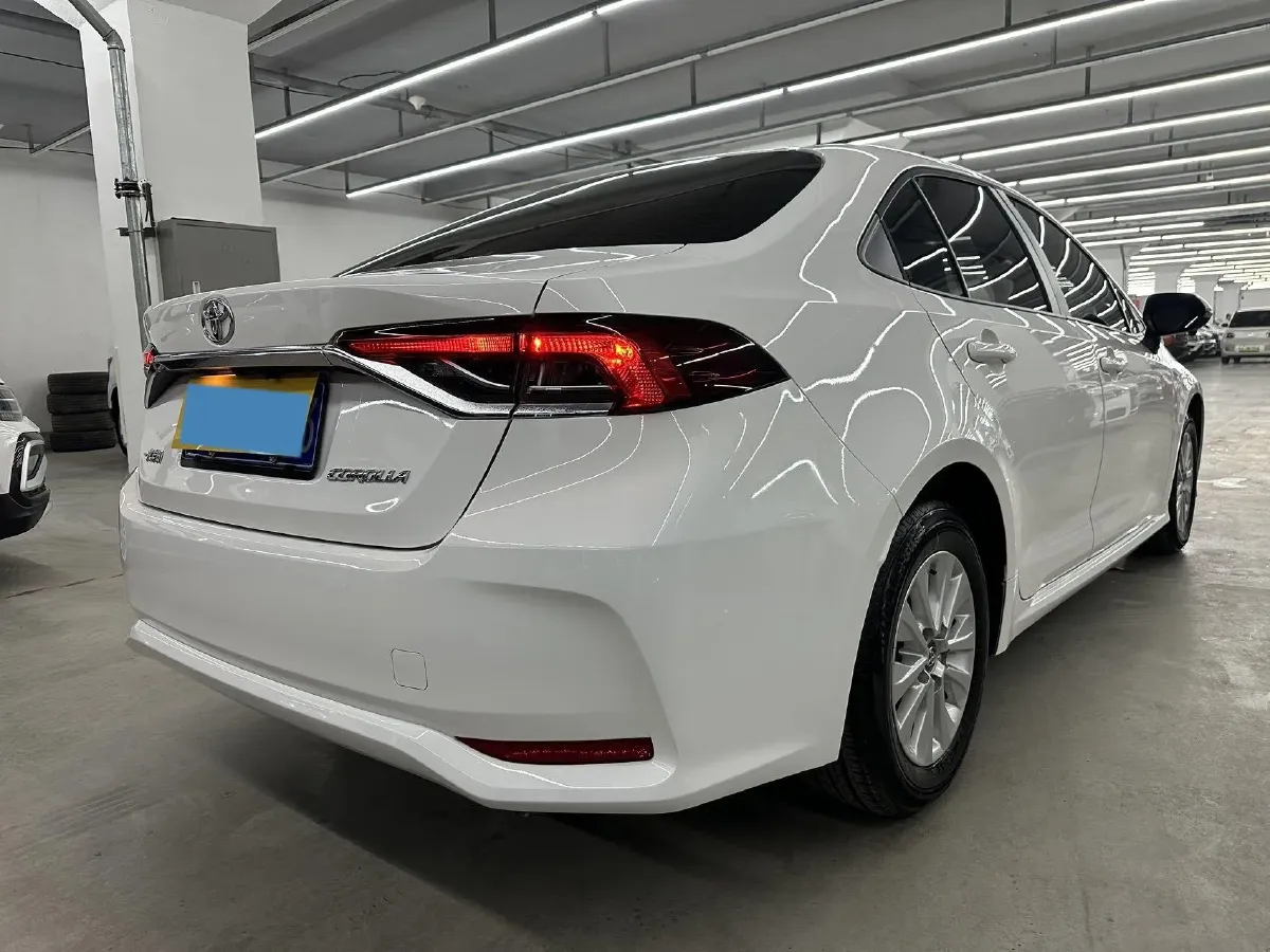 2021 Toyota Corolla 1.5L 121HP L3 CVT,autocango,china used car exporter,china ev exporter,chinese used car exporter,chinese used ev exporter