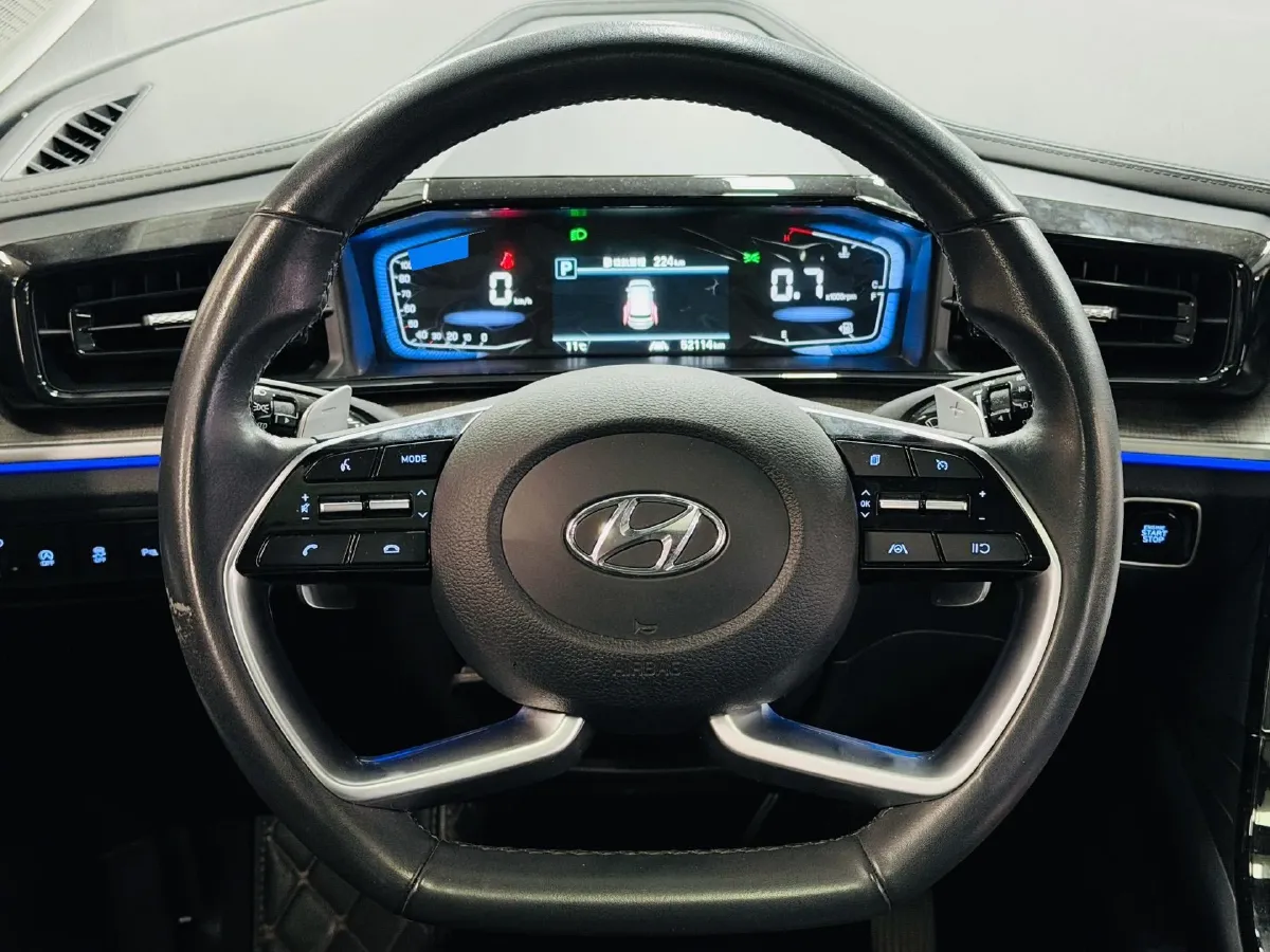 2021 Hyundai Custo 2.0T 236HP L4 8AT,autocango,china used car exporter,china ev exporter,chinese used car exporter,chinese used ev exporter