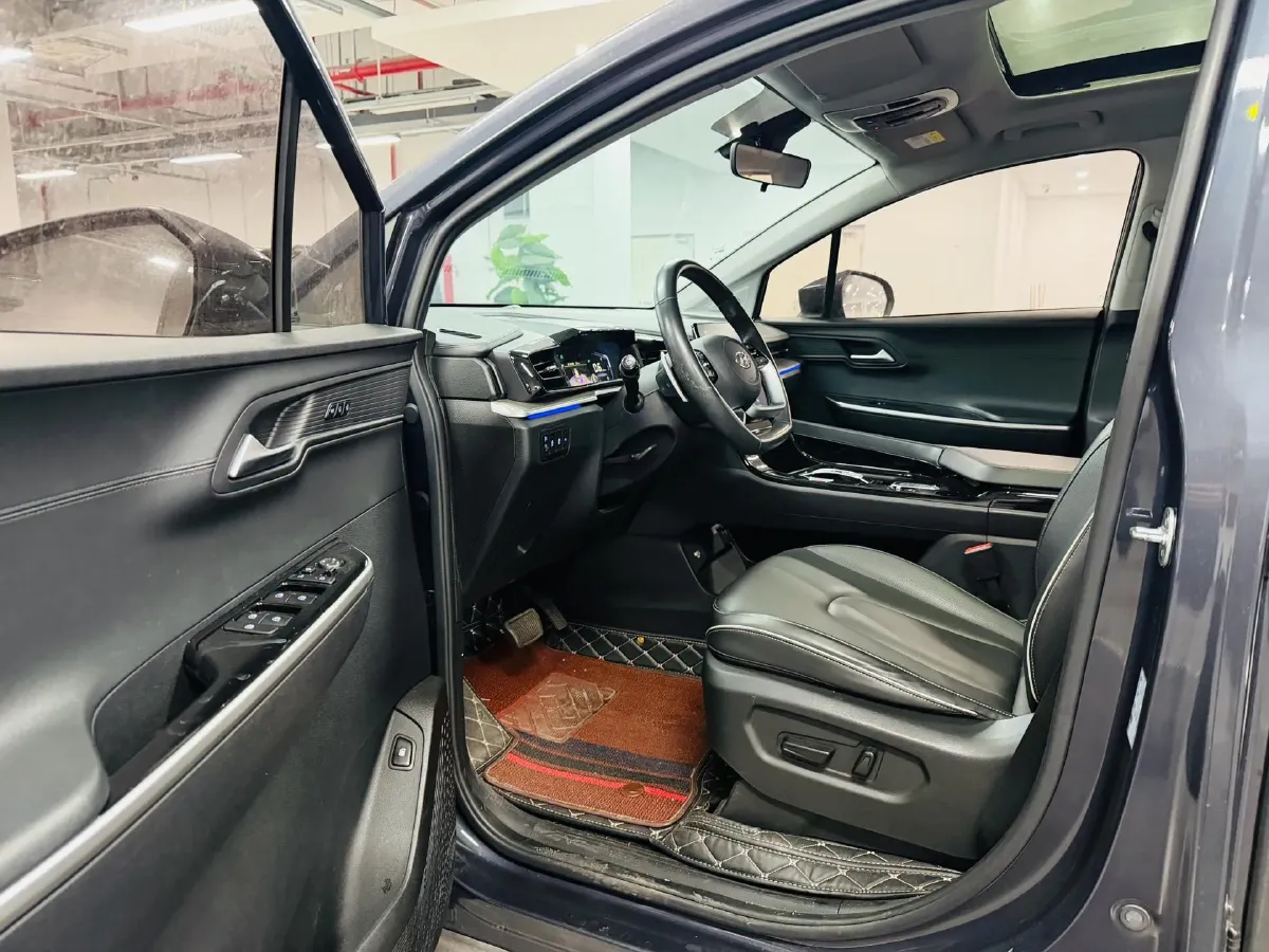 2021 Hyundai Custo 2.0T 236HP L4 8AT,autocango,china used car exporter,china ev exporter,chinese used car exporter,chinese used ev exporter