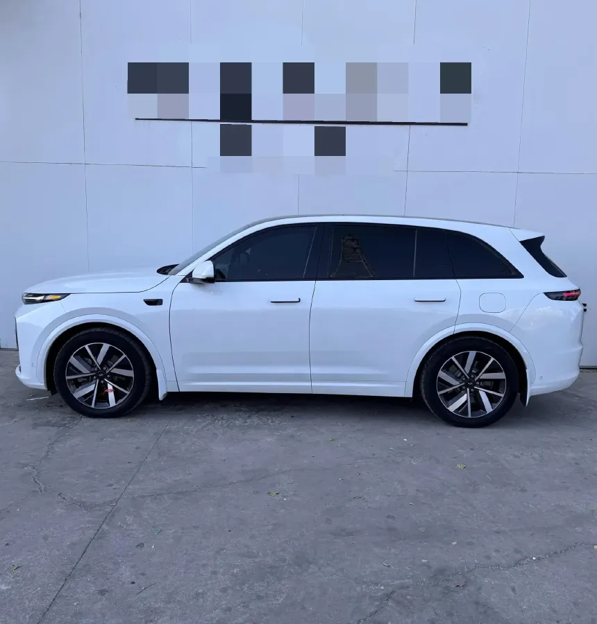 2023 Li L7 Range Extended 154HP REEV 40.9KWH,autocango,china used car exporter,china ev exporter,chinese used car exporter,chinese used ev exporter