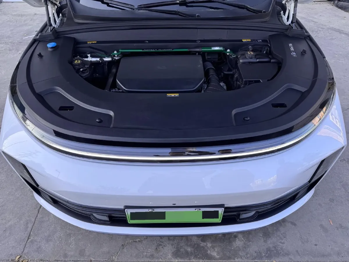 2023 Li L7 Range Extended 154HP REEV 40.9KWH,autocango,china used car exporter,china ev exporter,chinese used car exporter,chinese used ev exporter