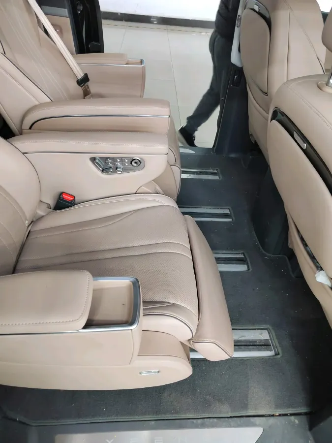 2025 Xpeng X9 BEV,autocango,china used car exporter,china ev exporter,chinese used car exporter,chinese used ev exporter