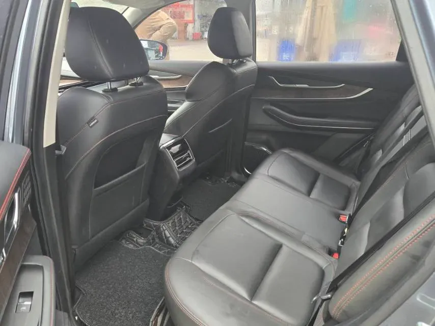 2020 Soueast DX7 1.5T 197HP L4 7DCT,autocango,china used car exporter,china ev exporter,chinese used car exporter,chinese used ev exporter