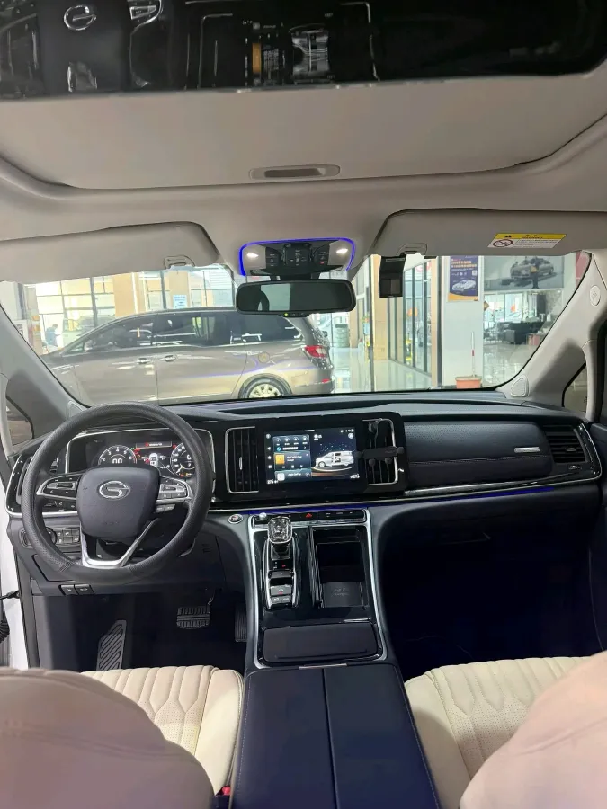 2021 GAC Trumpchi M8 2.0T 252HP L4 8AT,autocango,china used car exporter,china ev exporter,chinese used car exporter,chinese used ev exporter