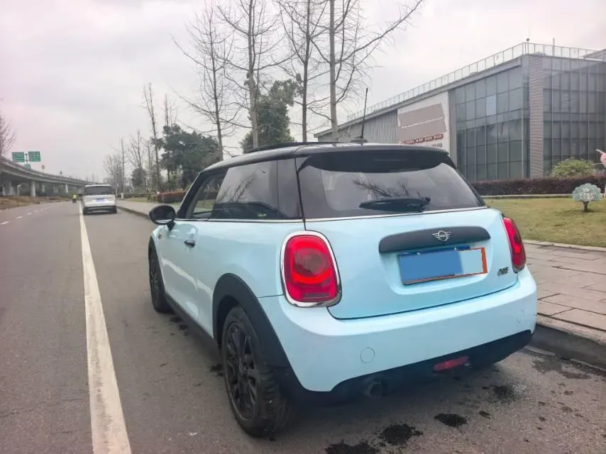 2019 MINI MINI 1.5T 102HP L3 7DCT,autocango,china used car exporter,china ev exporter,chinese used car exporter,chinese used ev exporter