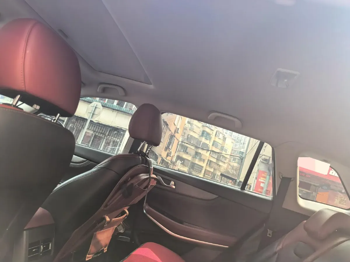 2022 ChangAn CS75 1.5T 180HP L4 6MT,autocango,china used car exporter,china ev exporter,chinese used car exporter,chinese used ev exporter