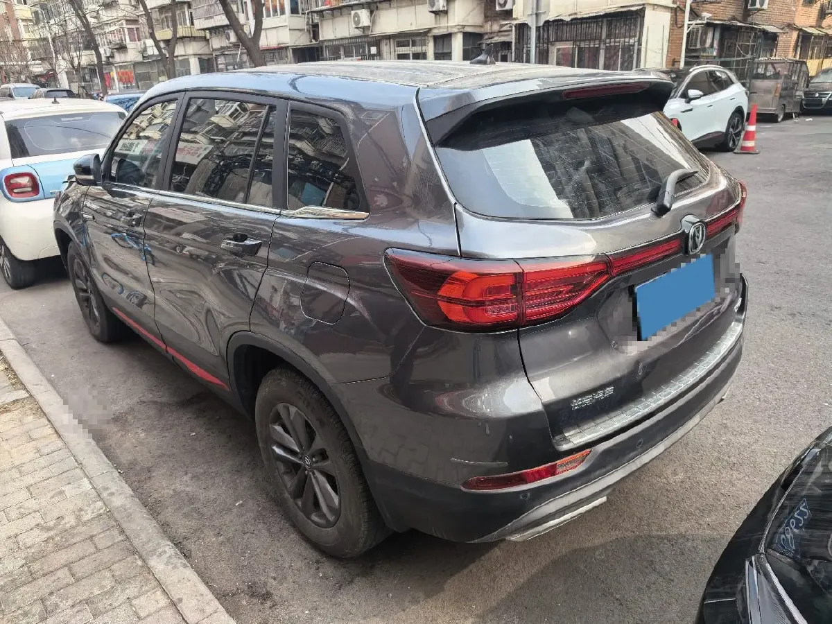2022 ChangAn CS75 1.5T 180HP L4 6MT,autocango,china used car exporter,china ev exporter,chinese used car exporter,chinese used ev exporter