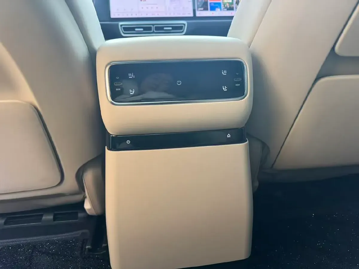 2024 Li L9 Range Extended 154HP REEV 52.3KWH,autocango,china used car exporter,china ev exporter,chinese used car exporter,chinese used ev exporter