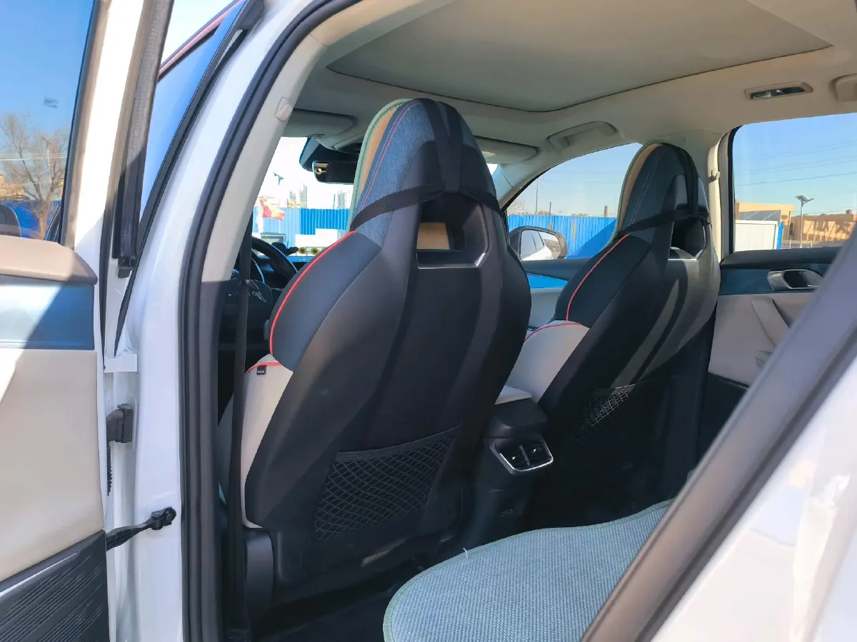 2020 LYNK&CO 06 1.5T 177HP L3 7DCT,autocango,china used car exporter,china ev exporter,chinese used car exporter,chinese used ev exporter