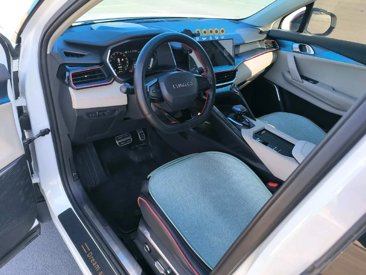 2020 LYNK&CO 06 1.5T 177HP L3 7DCT,autocango,china used car exporter,china ev exporter,chinese used car exporter,chinese used ev exporter