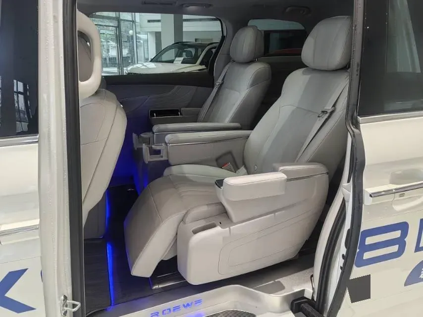 2025 Roewe iMAX8 1.5T 150HP L4 1DHT PHEV 24.7KWH,autocango,china used car exporter,china ev exporter,chinese used car exporter,chinese used ev exporter