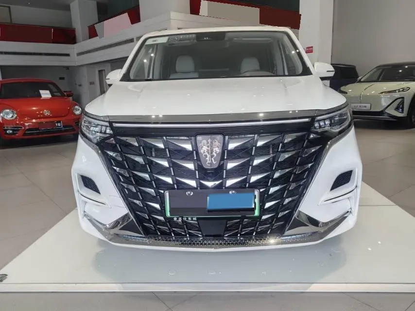 2025 Roewe iMAX8 1.5T 150HP L4 1DHT PHEV 24.7KWH,autocango,china used car exporter,china ev exporter,chinese used car exporter,chinese used ev exporter