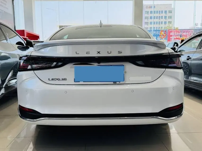 2025 Lexus ES 2.0L 173HP L4 CVT,autocango,china used car exporter,china ev exporter,chinese used car exporter,chinese used ev exporter