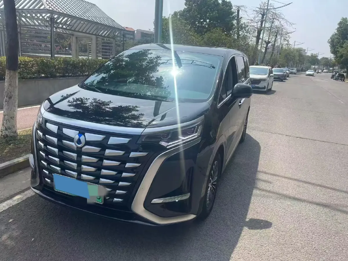 2022 HongQi HS7 3.0T 337HP V6 8AT,autocango,china used car exporter,china ev exporter,chinese used car exporter,chinese used ev exporter