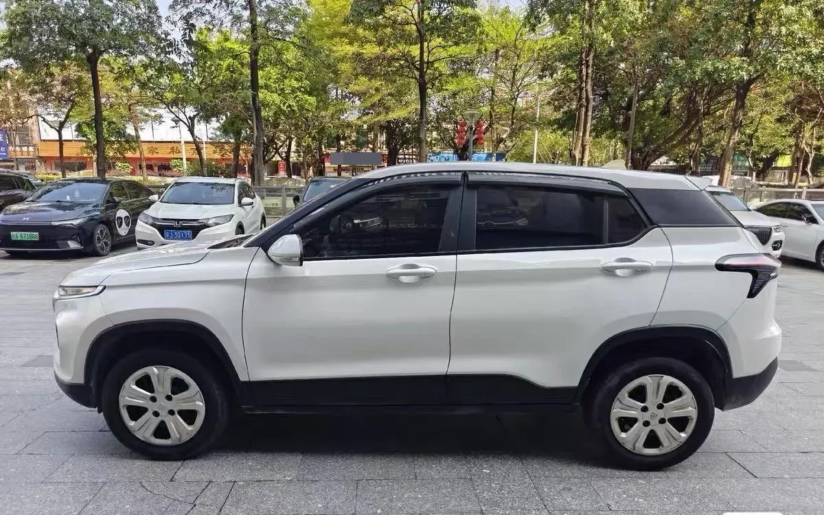 2019 BaoJun 510 1.5L 105HP L4 CVT,autocango,china used car exporter,china ev exporter,chinese used car exporter,chinese used ev exporter