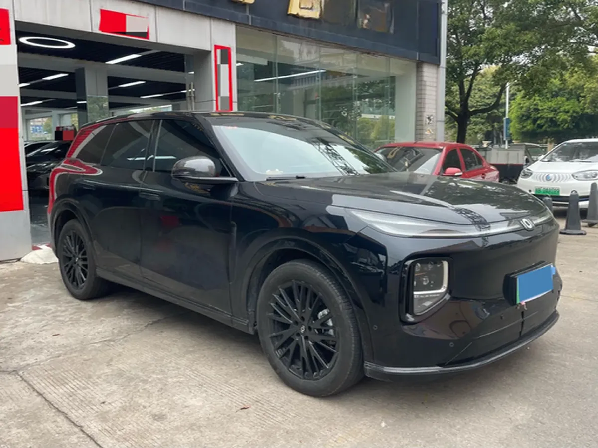 2025 ChangAn QiYuan Q07 1.5L 98HP L4 E-CVT PHEV,autocango,china used car exporter,china ev exporter,chinese used car exporter,chinese used ev exporter