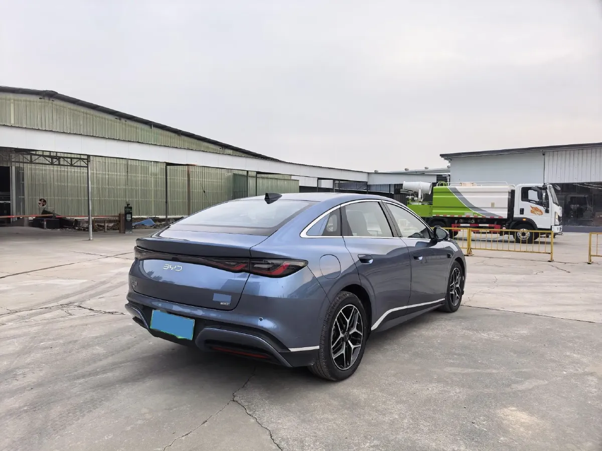 2025 BYD Seal06 BEV,autocango,china used car exporter,china ev exporter,chinese used car exporter,chinese used ev exporter