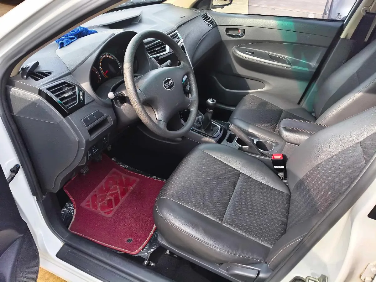 2020 BYD F3 1.5L 109HP L4 5MT,autocango,china used car exporter,china ev exporter,chinese used car exporter,chinese used ev exporter