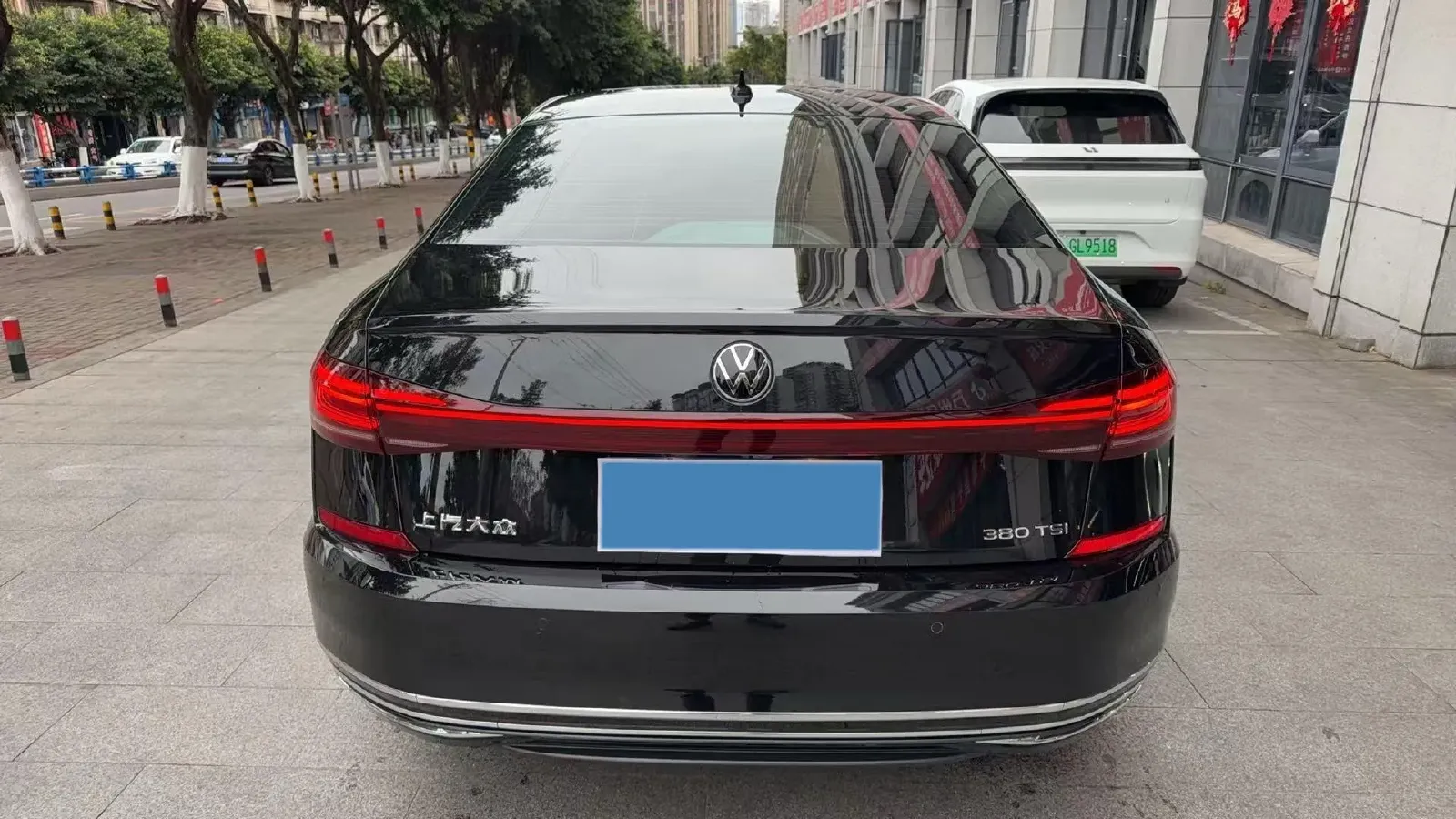 2024 Volkswagen Passat 2.0T 220HP L4 7DCT,autocango,china used car exporter,china ev exporter,chinese used car exporter,chinese used ev exporter