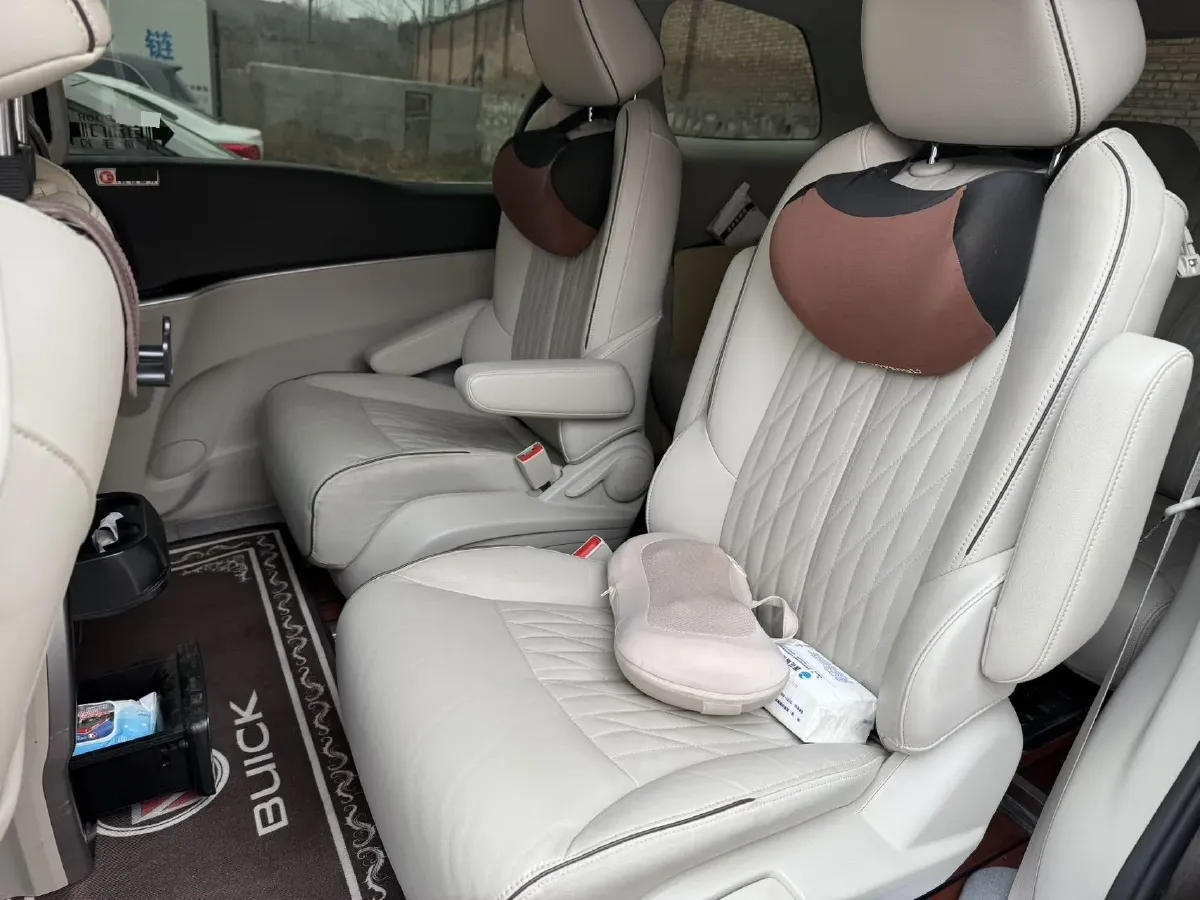 2021 Buick GL8 2.0T 237HP L4 9AT,autocango,china used car exporter,china ev exporter,chinese used car exporter,chinese used ev exporter