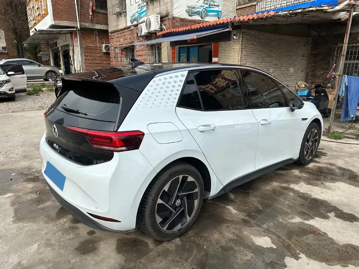 2023 Volkswagen ID.3 BEV 52.8KWH,autocango,china used car exporter,china ev exporter,chinese used car exporter,chinese used ev exporter