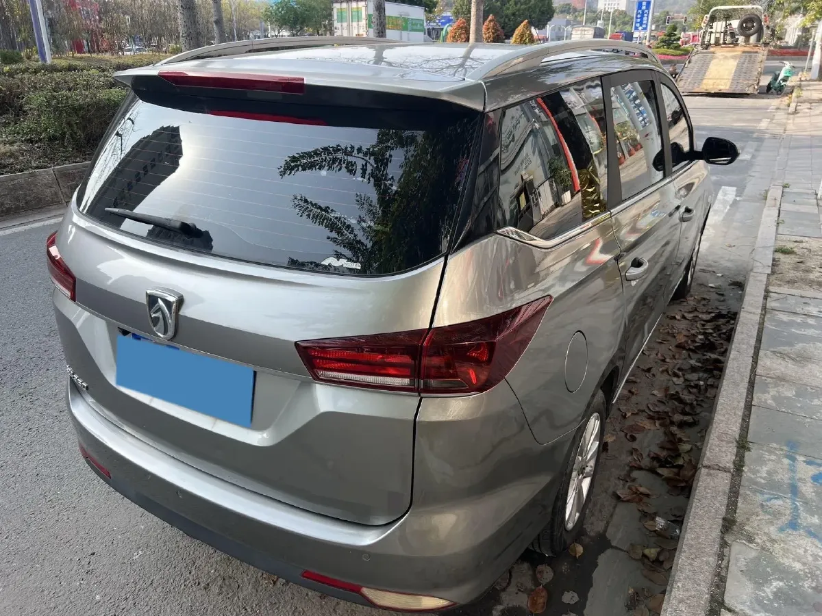 2018 BaoJun 360 1.5L 112HP L4 6MT,autocango,china used car exporter,china ev exporter,chinese used car exporter,chinese used ev exporter
